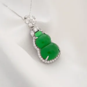 Gourd Jadeite Pendant